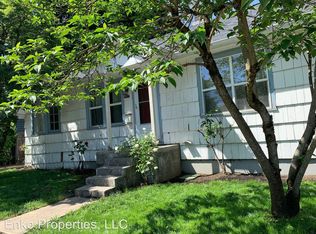 2017 SE Tacoma St, Portland, OR 97202