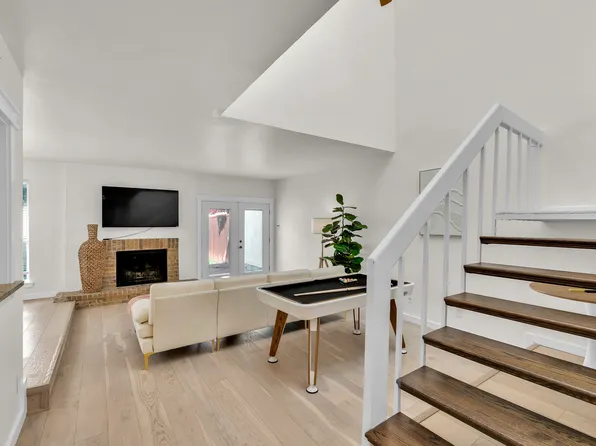 9231 Chimney Corner Ln, Dallas, TX 75243