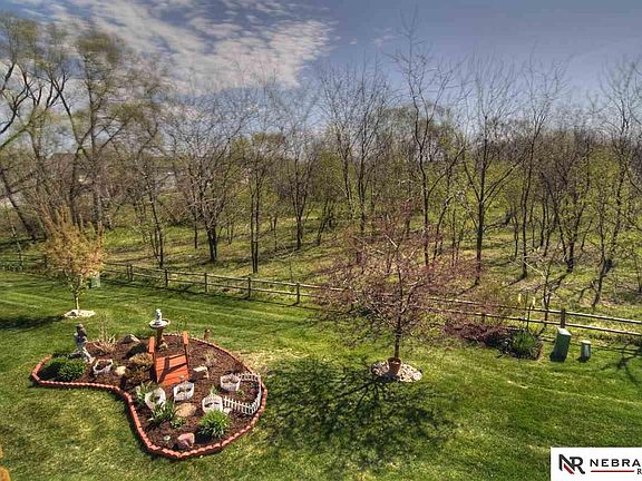 4th image of 5065 N 152nd St