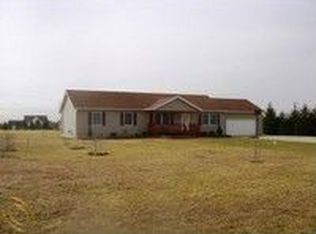 12868 Walnut Rdg, South Lyon, MI 48178