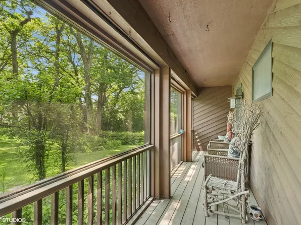 (undisclosed Address), Winfield, IL 60190