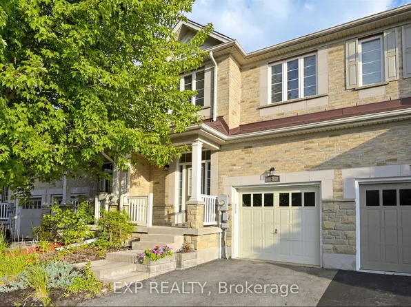 28 Doon Mills Dr #2, Kitchener, ON N2P 2W9