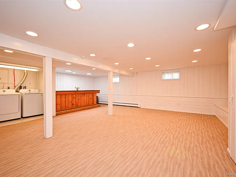 5 Cheshire Ave — Photo 16