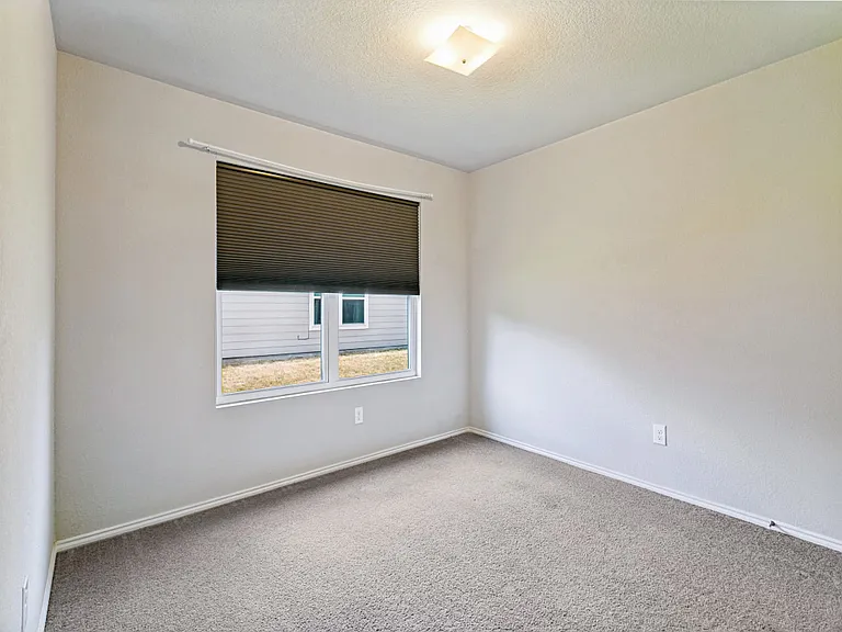 616 Timberwood Dr — Photo 12