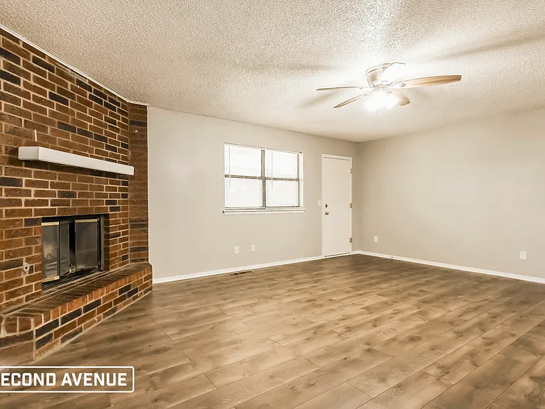 3741 SE 48th Pl — Photo 3