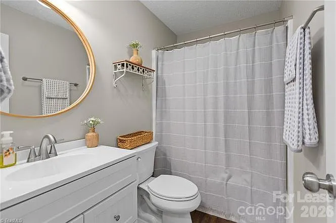 545 Adams Ct — Photo 5