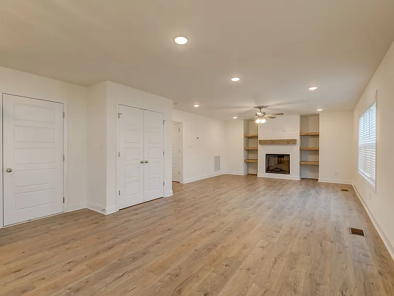 1385 Harmon Ln — Photo 48