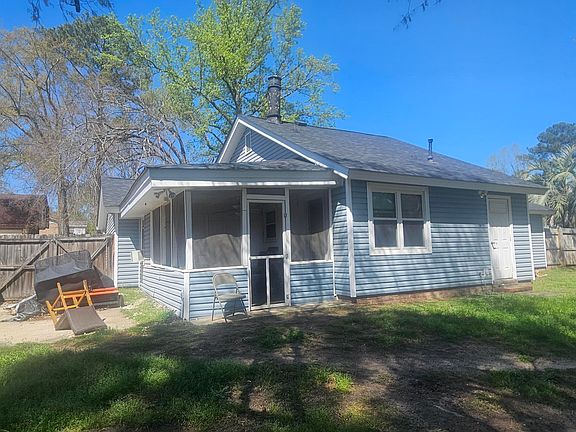 2nd image of 3048 Angela Street