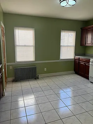 Rented by LDMI Realty Group LLC | media 4