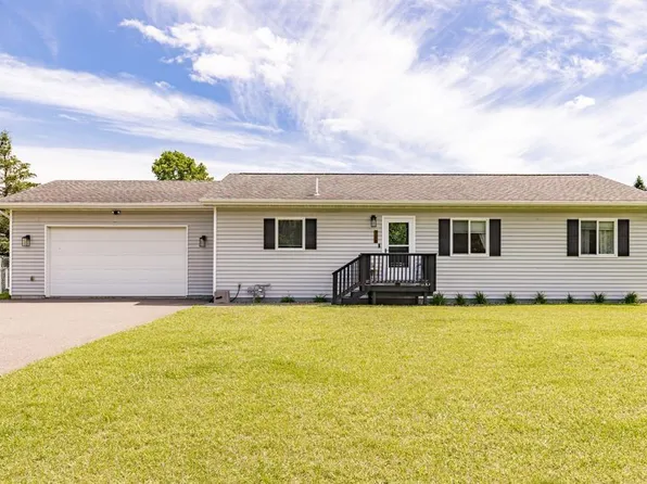 326 Goad Dr, Wrenshall, MN 55797