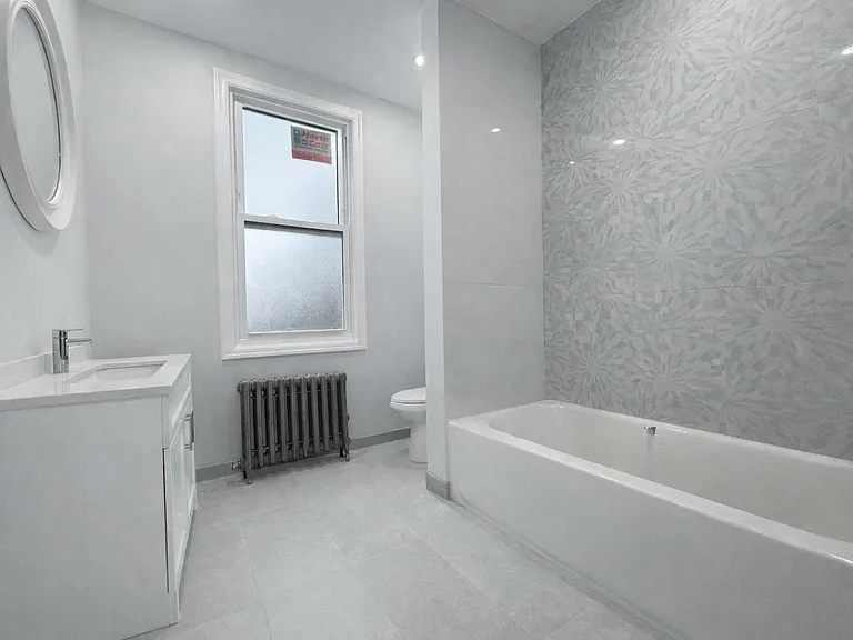 13826 Brookville Blvd #2 — Photo 4