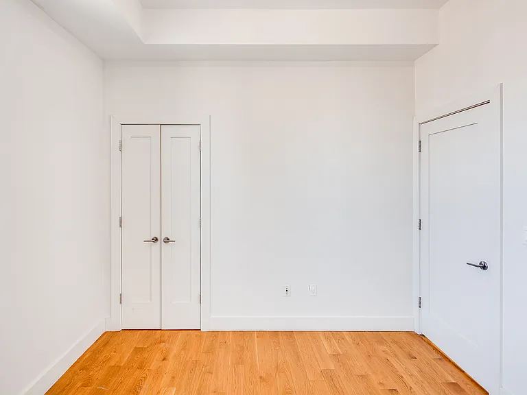 1680 Madison St #31O — Photo 8