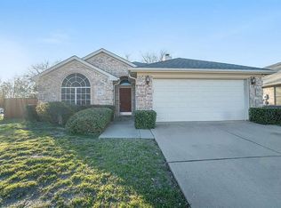 5701 Crowder Dr, Fort Worth, TX 76179