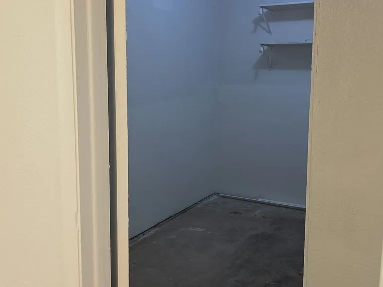 Washer/Dryer hook up