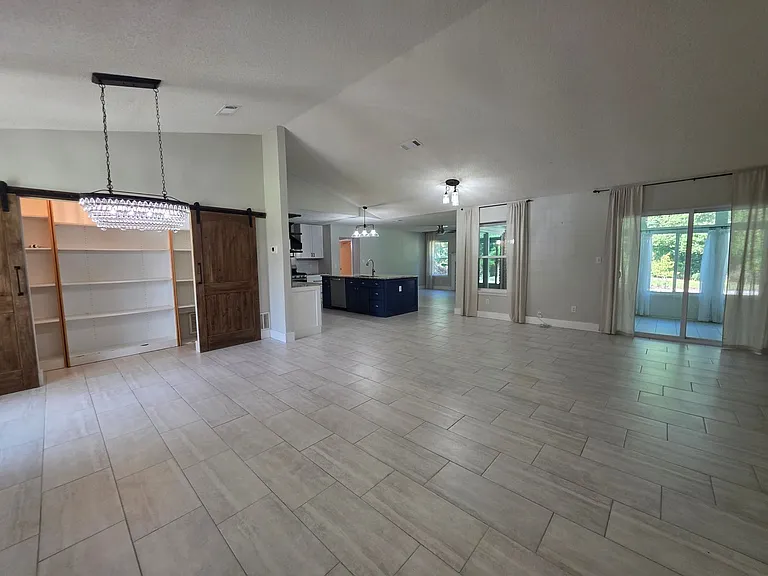 3429 Jubilee Dr — Photo 3
