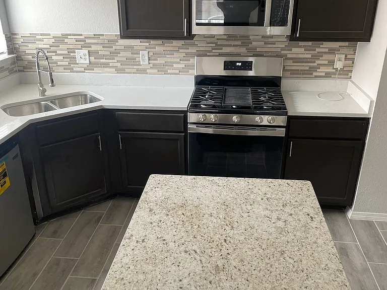 14205 Desert Sage Dr — Photo 16