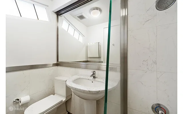 Rented by Douglas Elliman | media 26