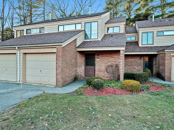 114 Greenbrook Dr Unit 114, Stoughton, MA 02072