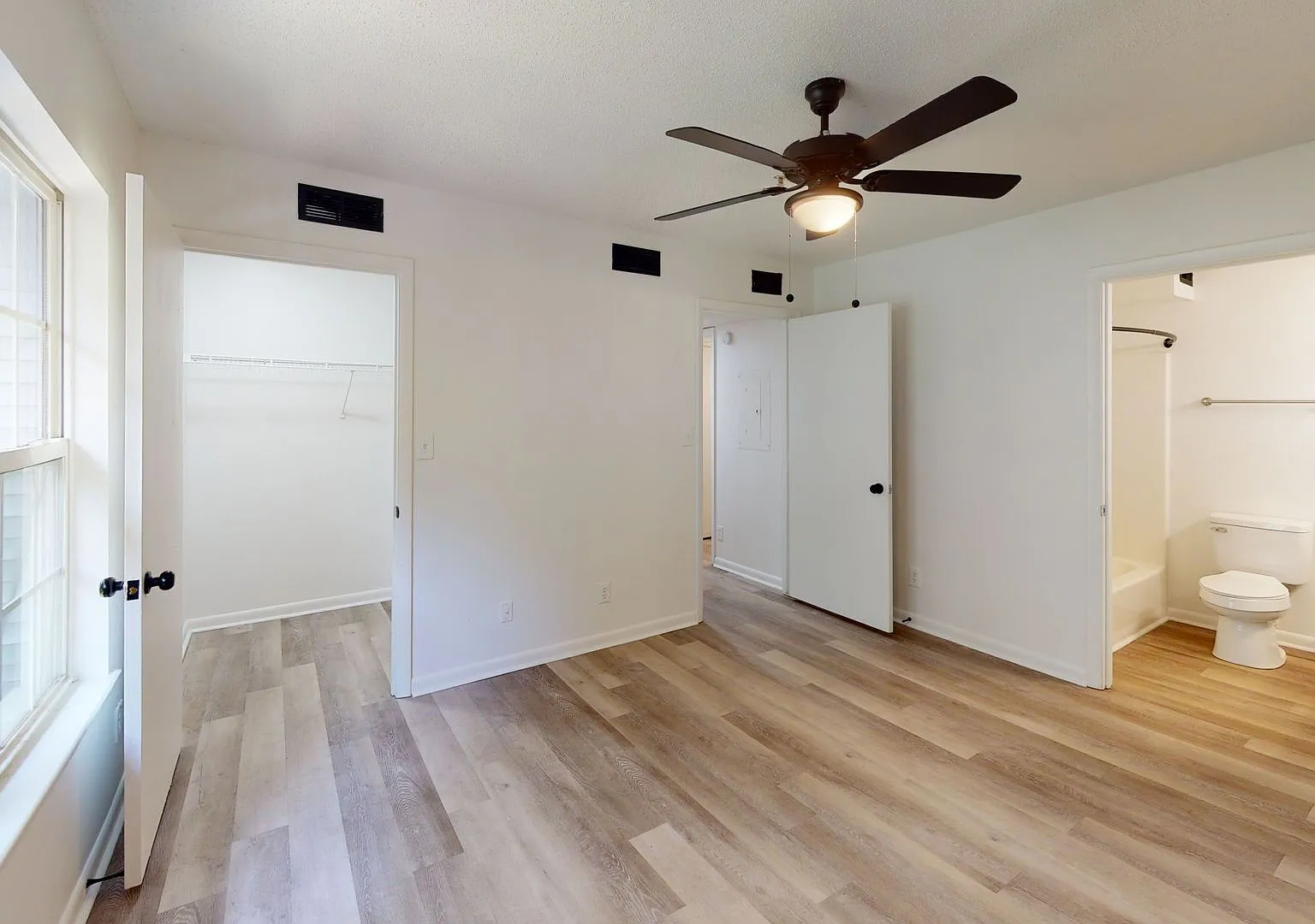 Wallace Terrace Apartments — Photo 4