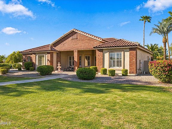 3rd image of 2656 E HAYMORE Court