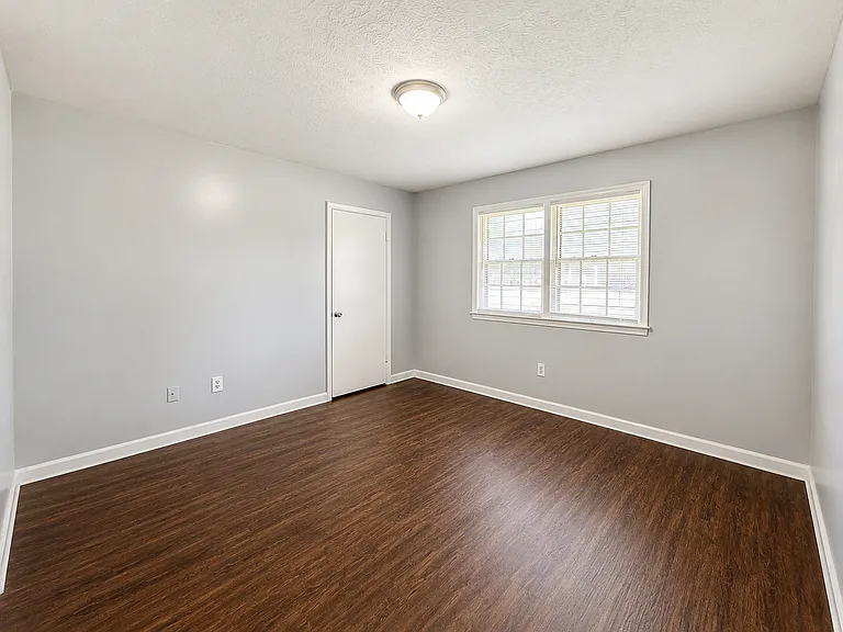 102B Lora Ln — Photo 5