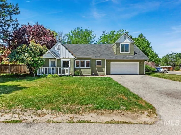 7713 Gillis Rd, Garden City, ID 83714
