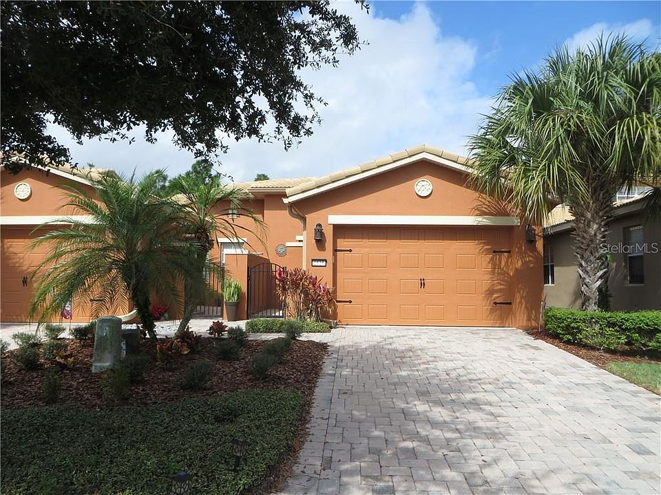 1st image of 2525 Palm Tree Dr
