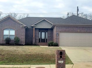 203 Creek View Dr, Austin, AR 72007