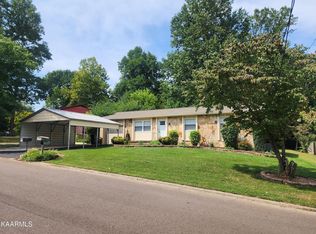 6521 NW Trousdale Rd, Knoxville, TN 37921
