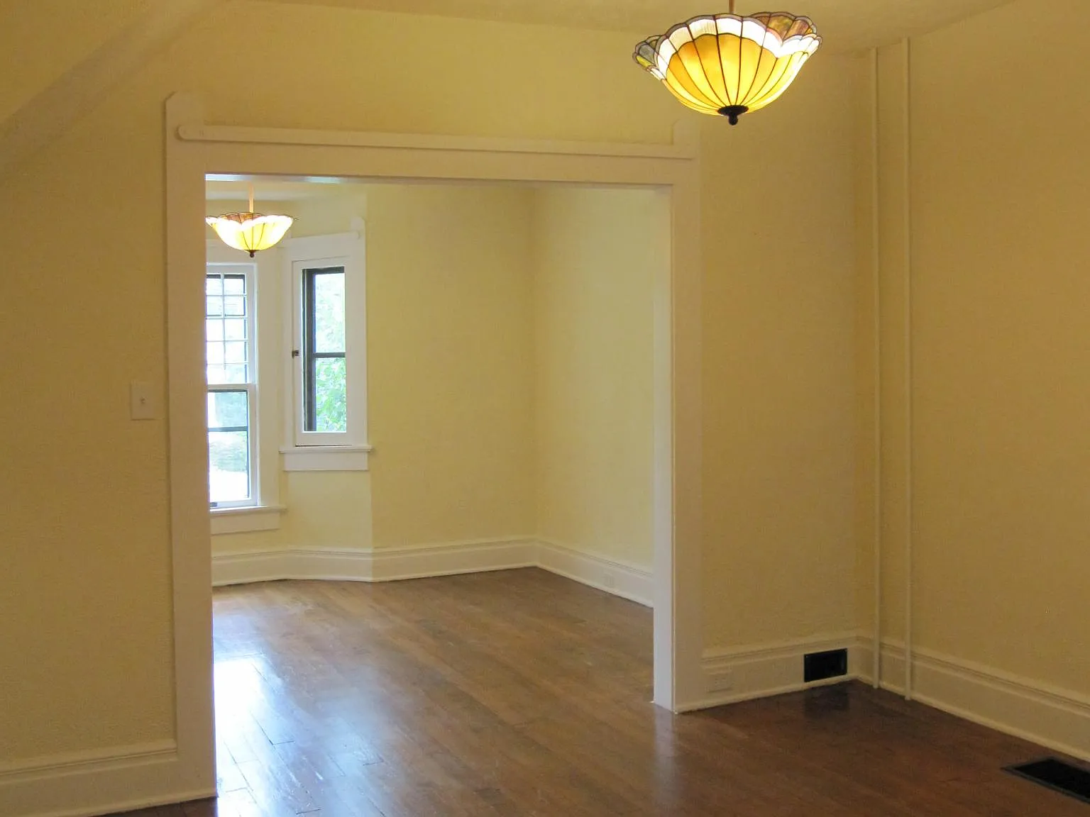 2 bed, 900 sqft, $2,250 — Photo 3