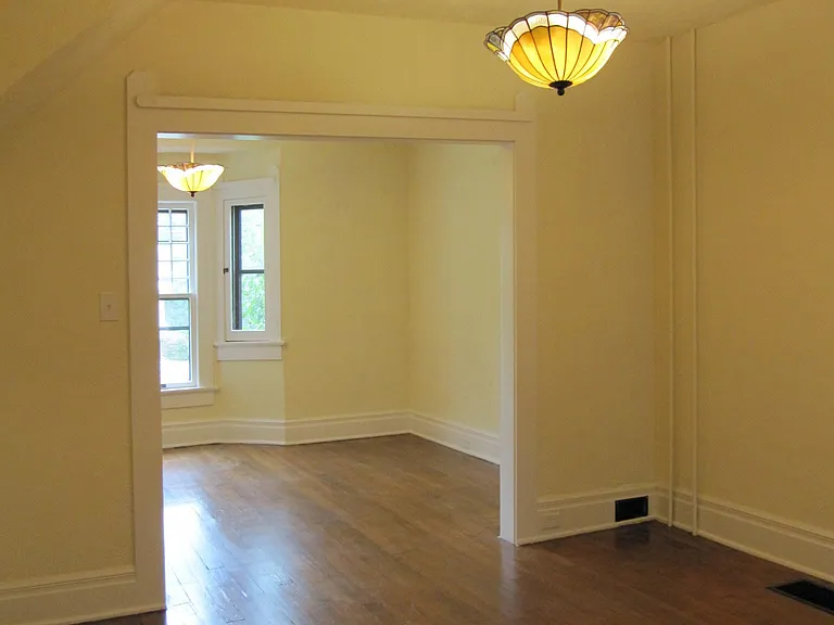 429 Spring St — Photo 3