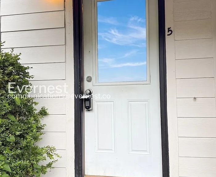 43408 SE North Bend Way #5 — Photo 2