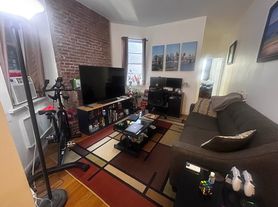 236 E 82nd St
