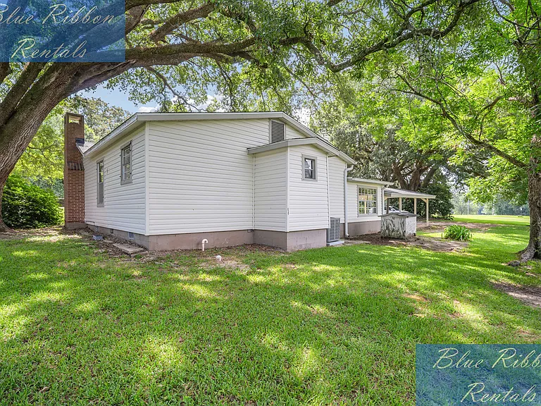 5700 McDonald Rd — Photo 15