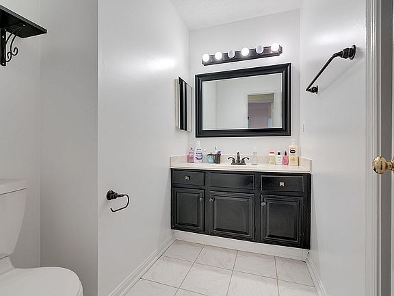 5th image of 12114 Cardamom Dr
