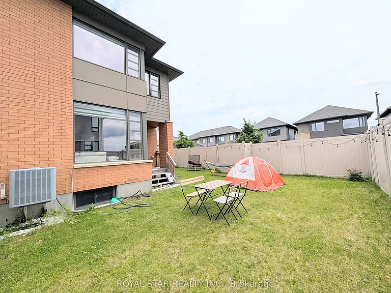 201 Pisces Ter — Photo 37