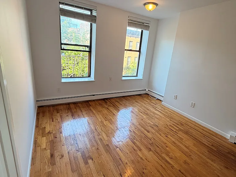 307 E 105th St #4S — Photo 3