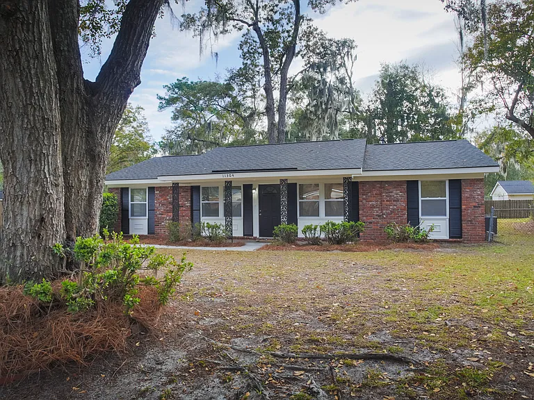 11304 Largo Dr — Photo 3