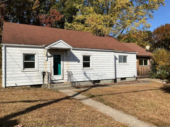 54 Sand Pit Road, Danbury, CT 06810