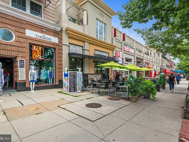 2854 Connecticut Ave NW #30 — Photo 37