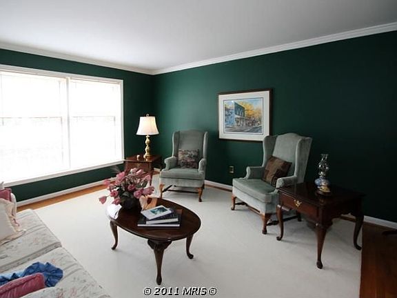 3rd image of 12104 Goodwood Dr