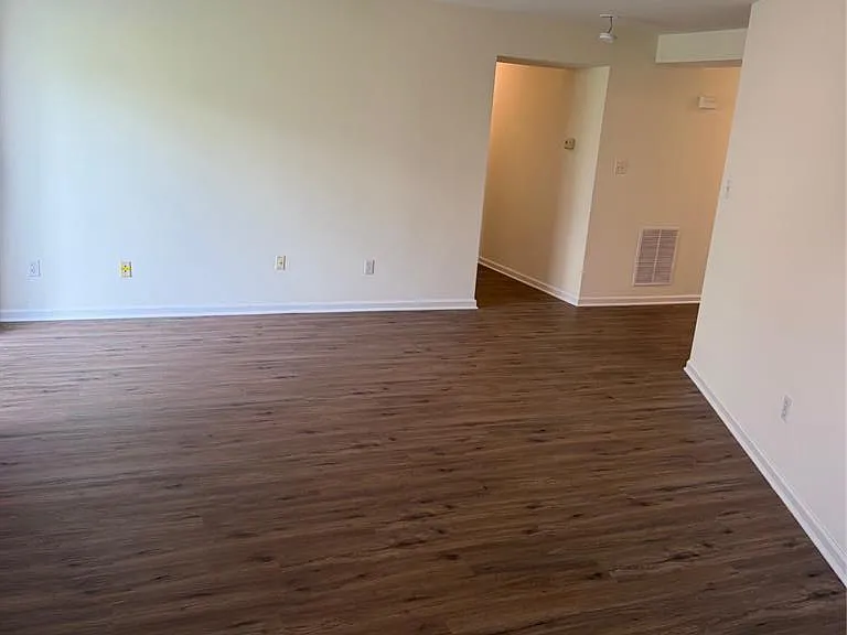 7280 Adams St #5 — Photo 2