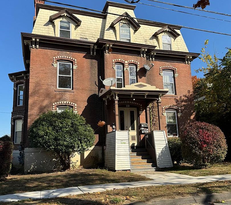 1st image of 29-29.5 Orange St #1