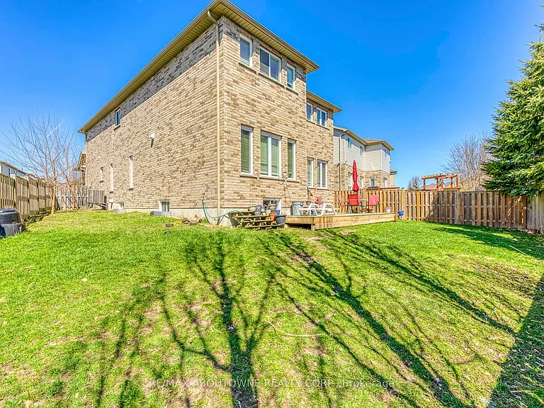 816 Roulston St — Photo 49