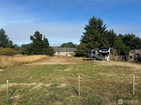24596 Ash St, Ocean Park, WA 98640