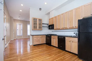 Rented by Harlem Lofts