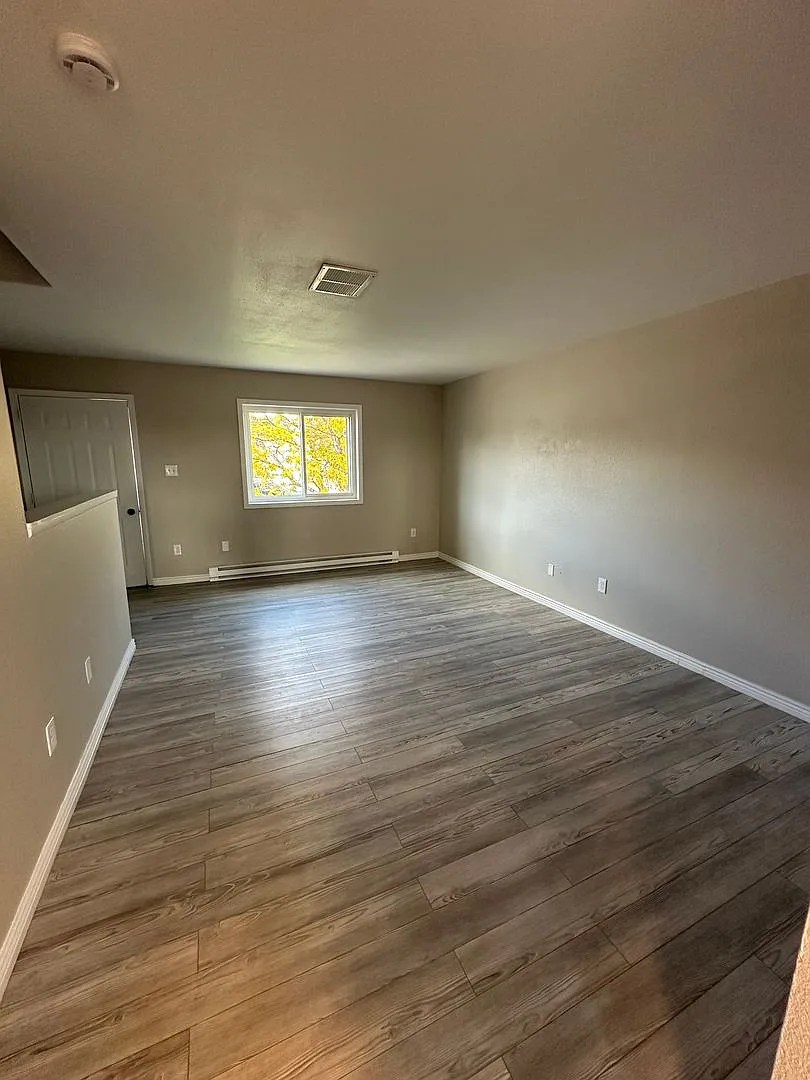 Building Photo - 4951 Atlantic Dr