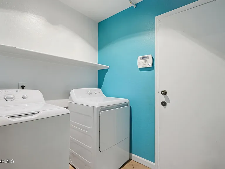 11450 E Quicksilver Ave — Photo 38