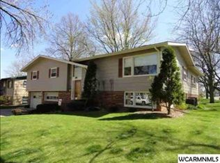 900 Birch St, Marshall, MN 56258