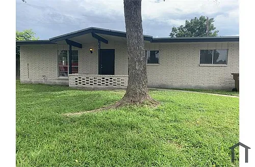 3826 Bentwood Ln Photo 1